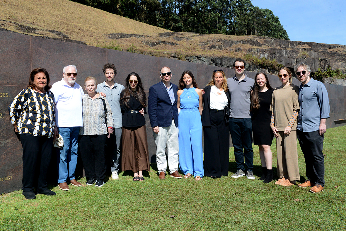 Família Maultasch Fuchs_MemorialEmbu_18.05.25_bx.jpg